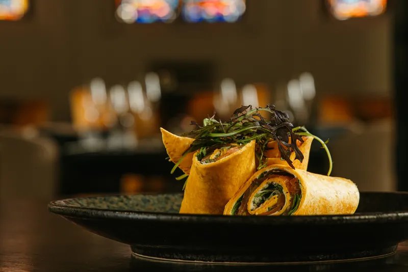 Catering de Vesting wraps met zalm en microgroen